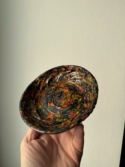 Ciotola Decorativa in Ceramica Fatta a Mano - Effetto Spruzzato Nero e Multicolor