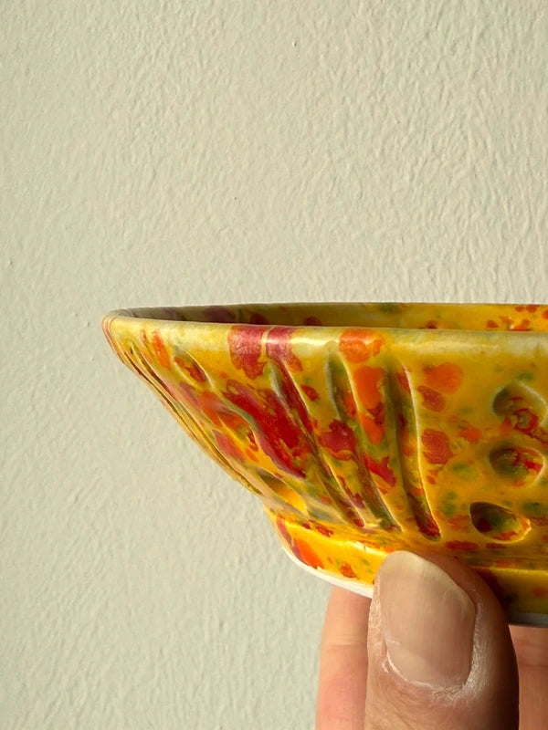 Ciotola Artigianale in Ceramica Gialla con Effetto Spruzzato - 15x5 cm