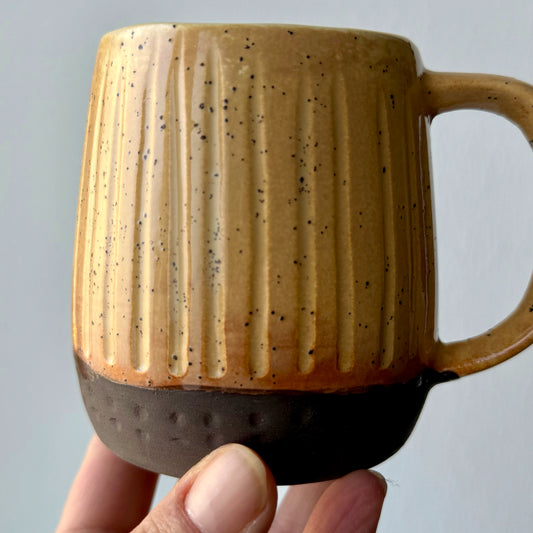 Tazza Monday Mug - Ceramica Artigianale per Iniziare la Settimana