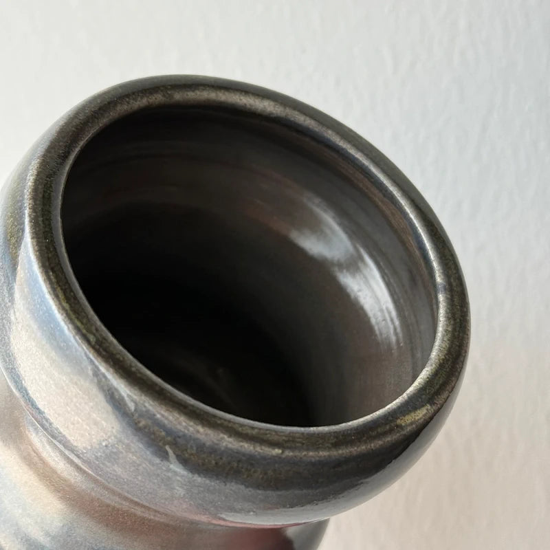 Vasetto Tornito in Ceramica Artigianale - Design Unico Nero/Blu Notte