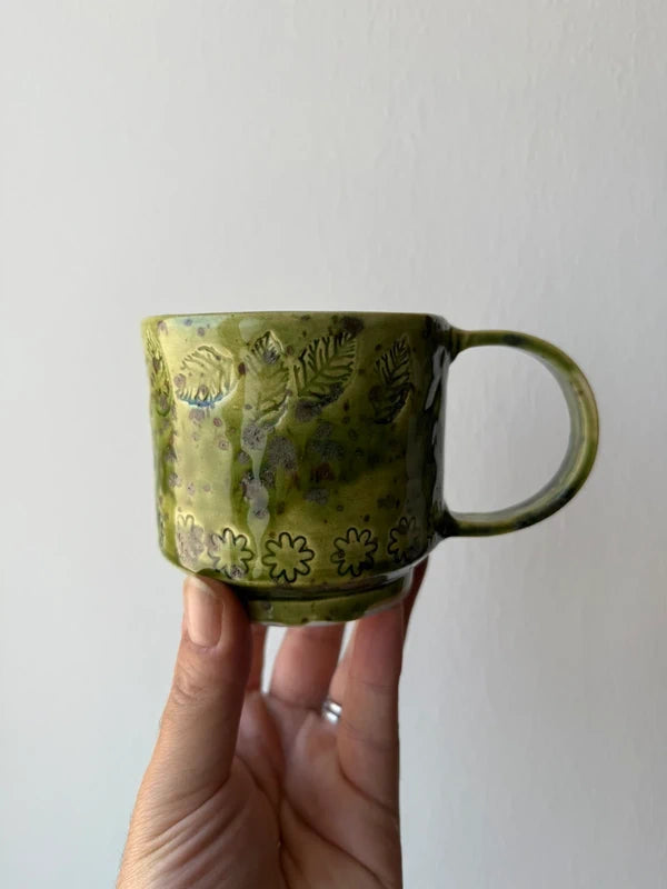 Tazza da Tè/Caffè in Ceramica Artigianale con Motivo Floreale