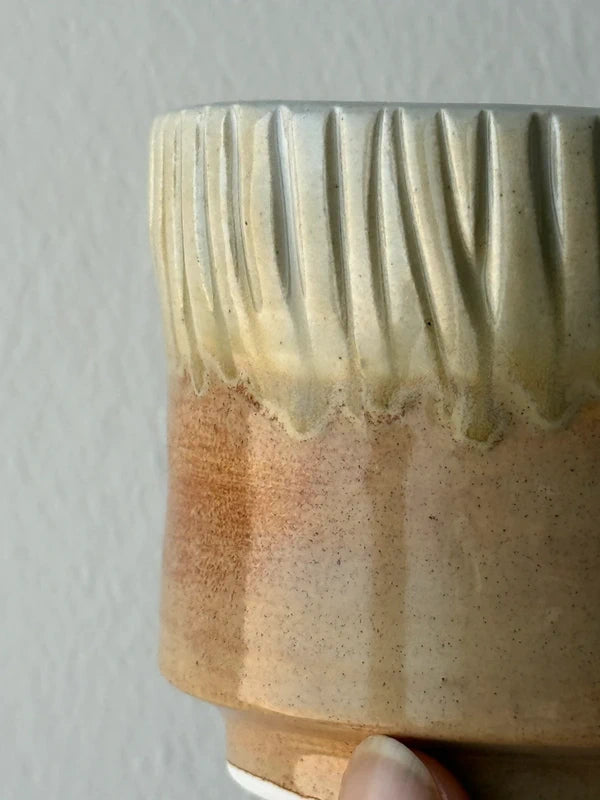 Tazza Artigianale in Ceramica Bicolore Beige