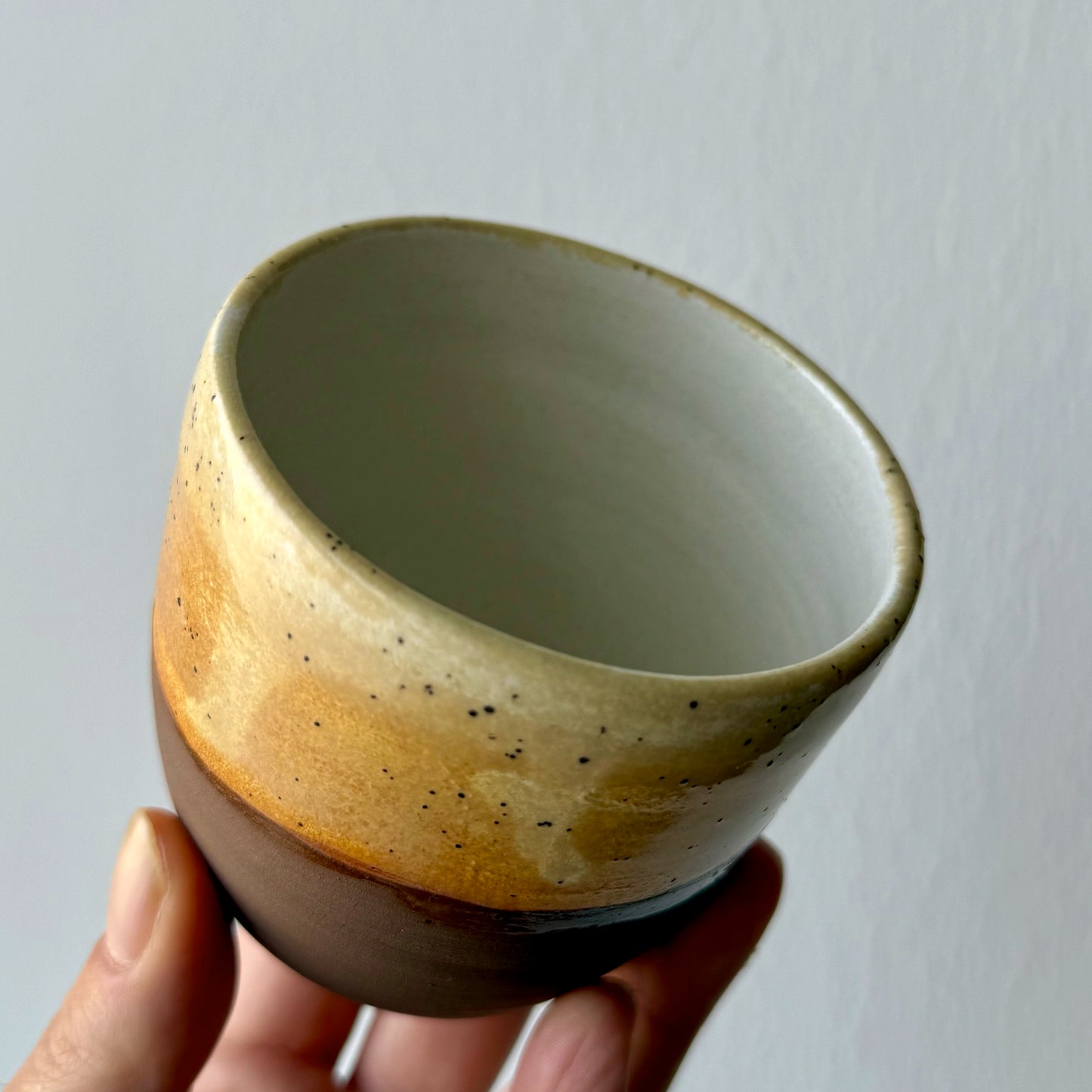 Tazza bi-color realizzata al tornio