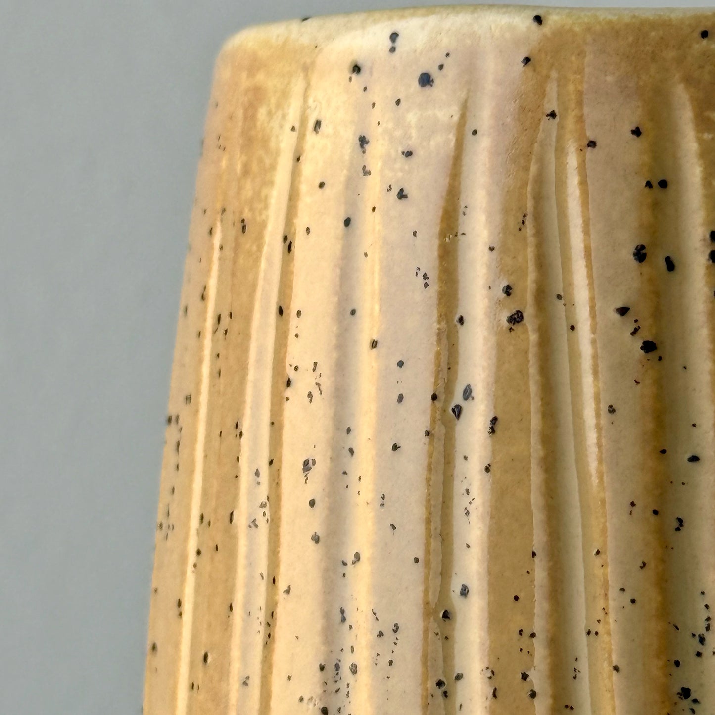 Tazza Monday Mug - Ceramica Artigianale per Iniziare la Settimana